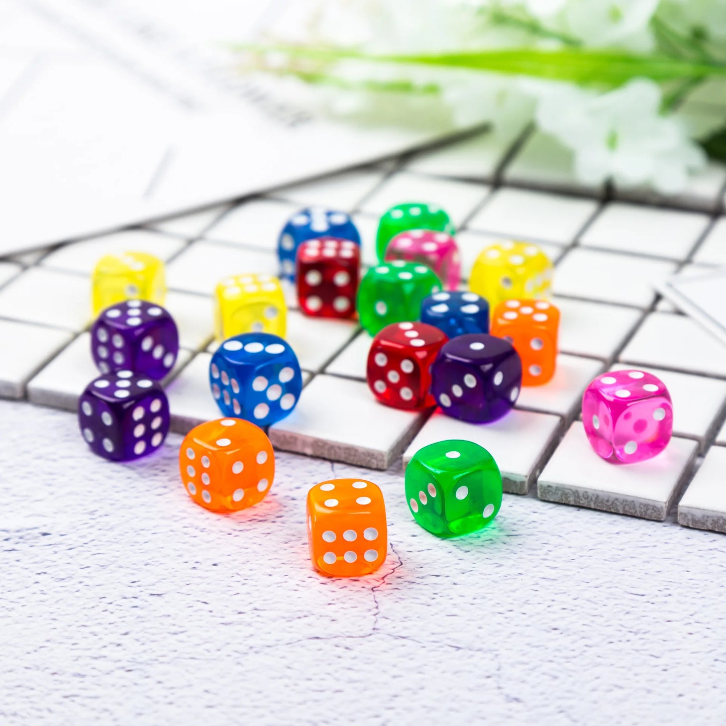 30PCS 6 Sided Portable Table Games Dice 14MM Acrylic Round Corner Board Game Dice Party Gambling Game Cubes Digital Dices YJN